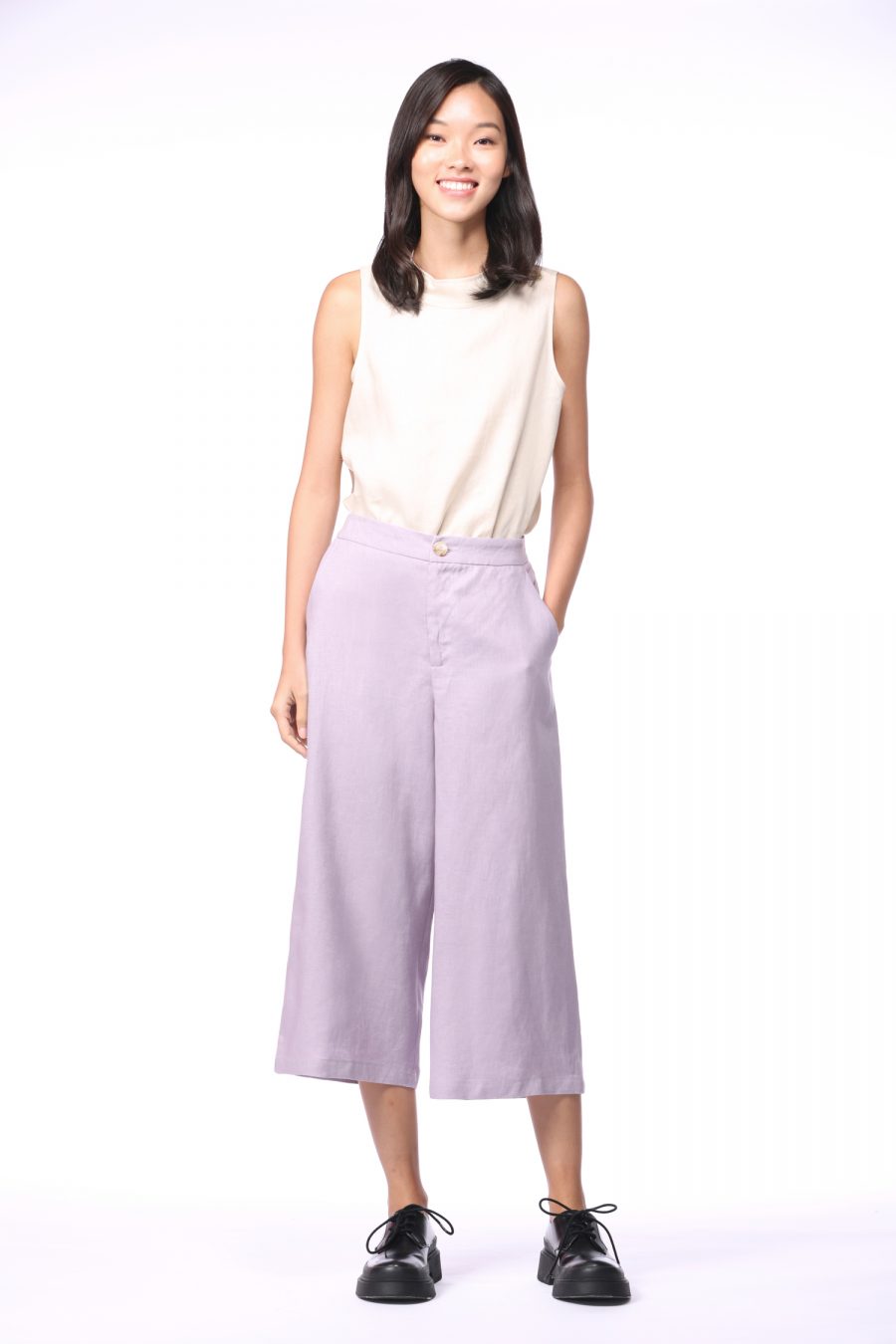 Linen Buttoned Sleeveless Blouse