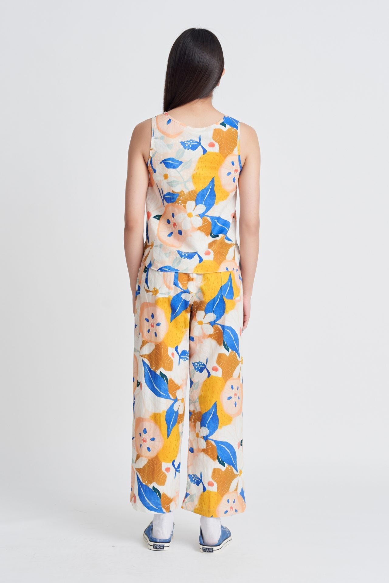 Linen Floral Sleeveless Blouse