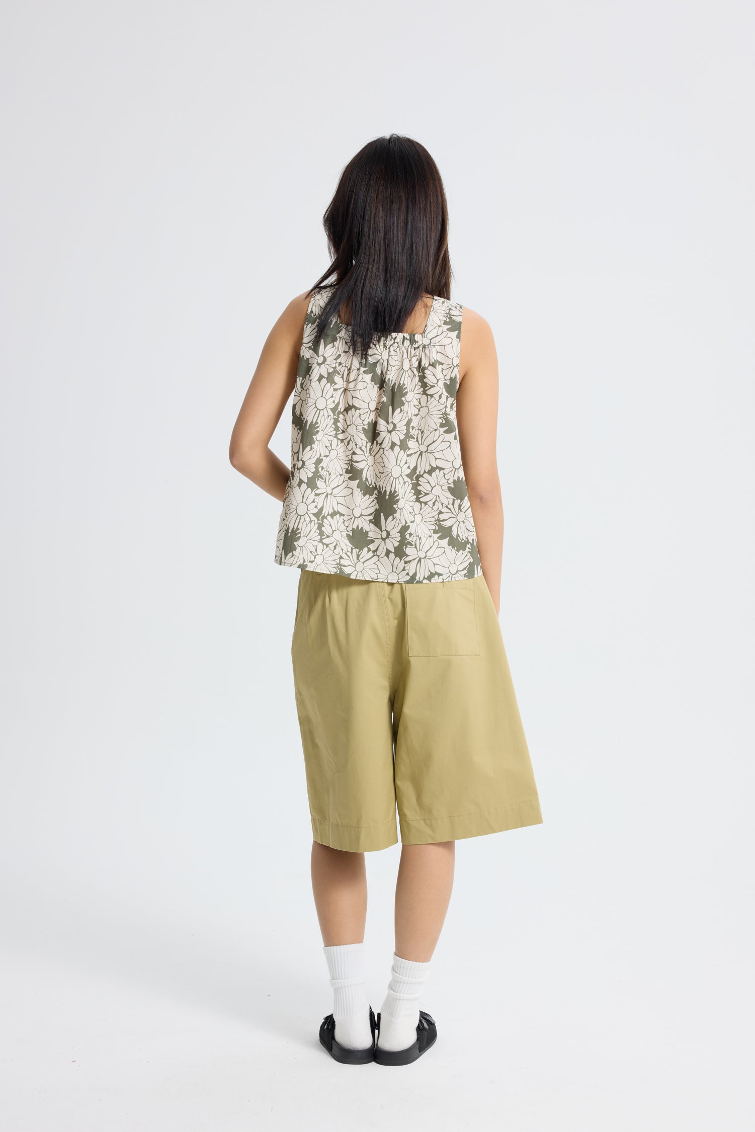 Floral Sleeveless Blouse - Olive Floral