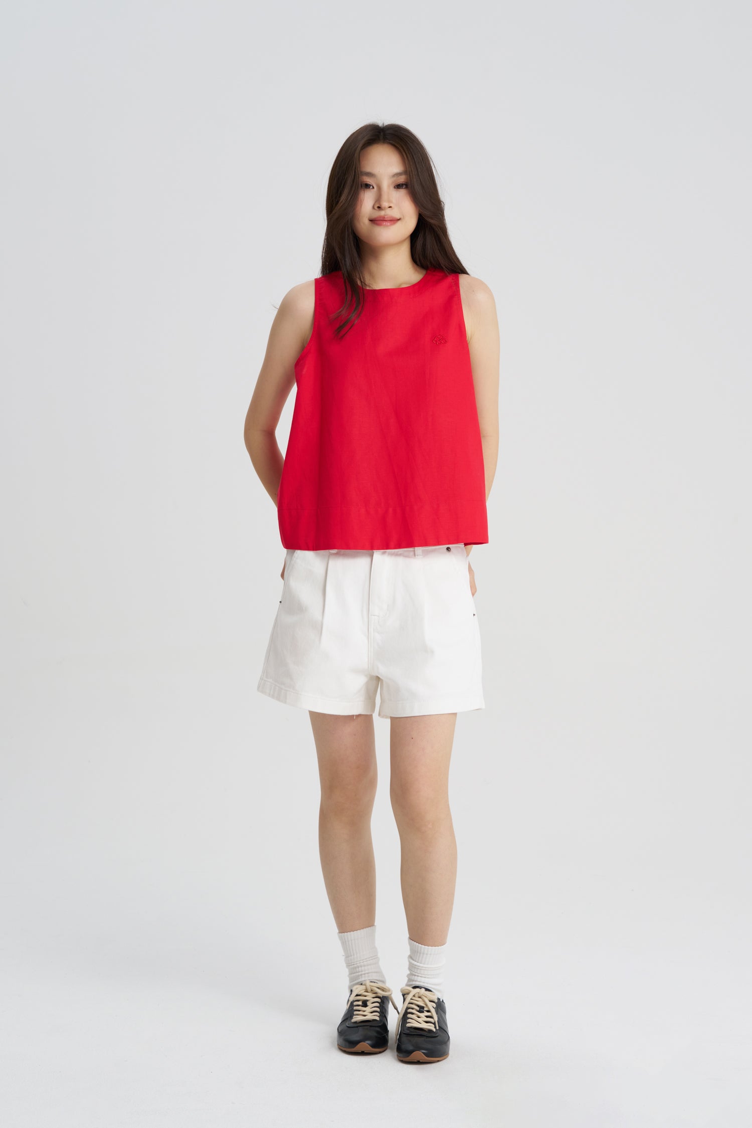 Snap Button Sleeveless Blouse - Red