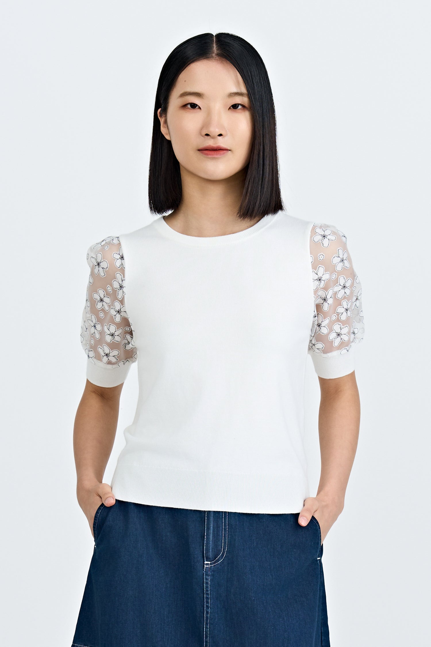 Knitted Floral Sleeve Top - Cream