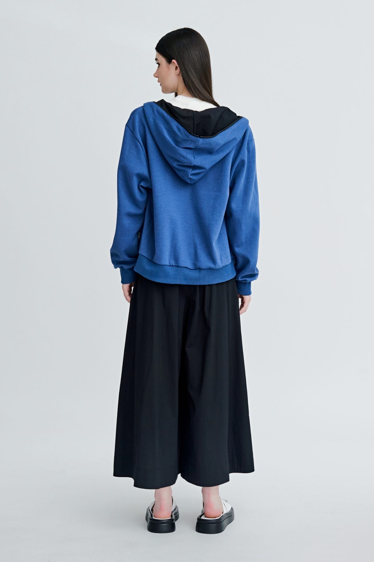 Patch Pocket Wide-Legged Pants - Black