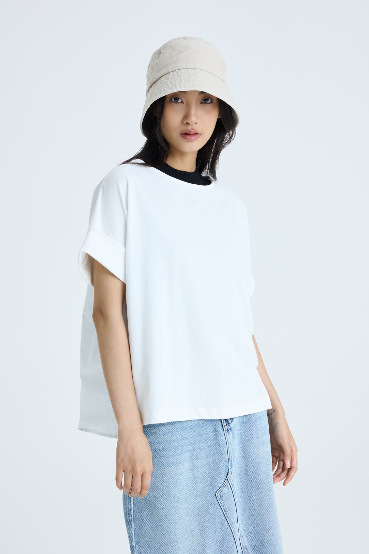 Back Pleat Tee - Cream
