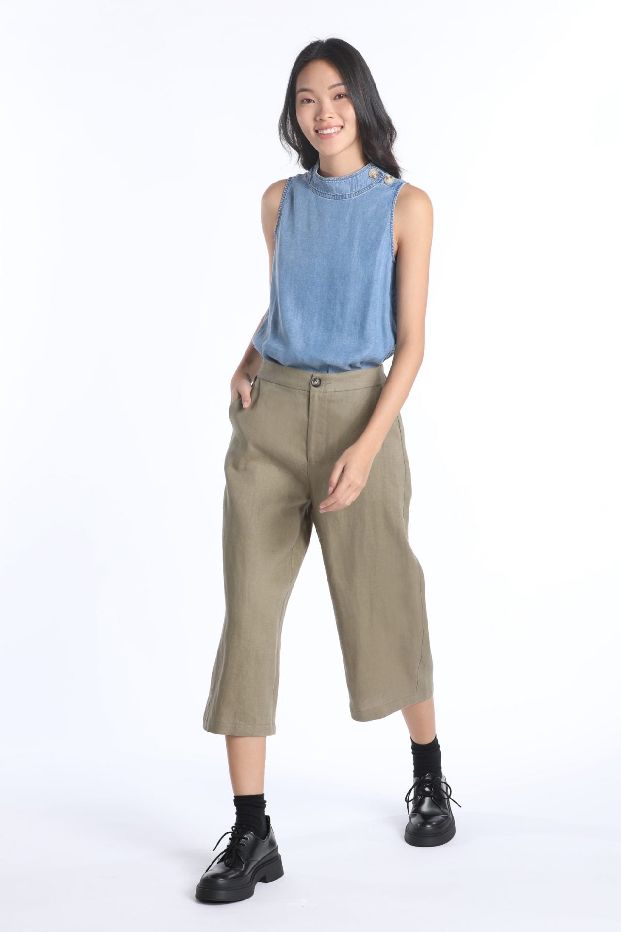 Denim Buttoned Sleeveless Blouse