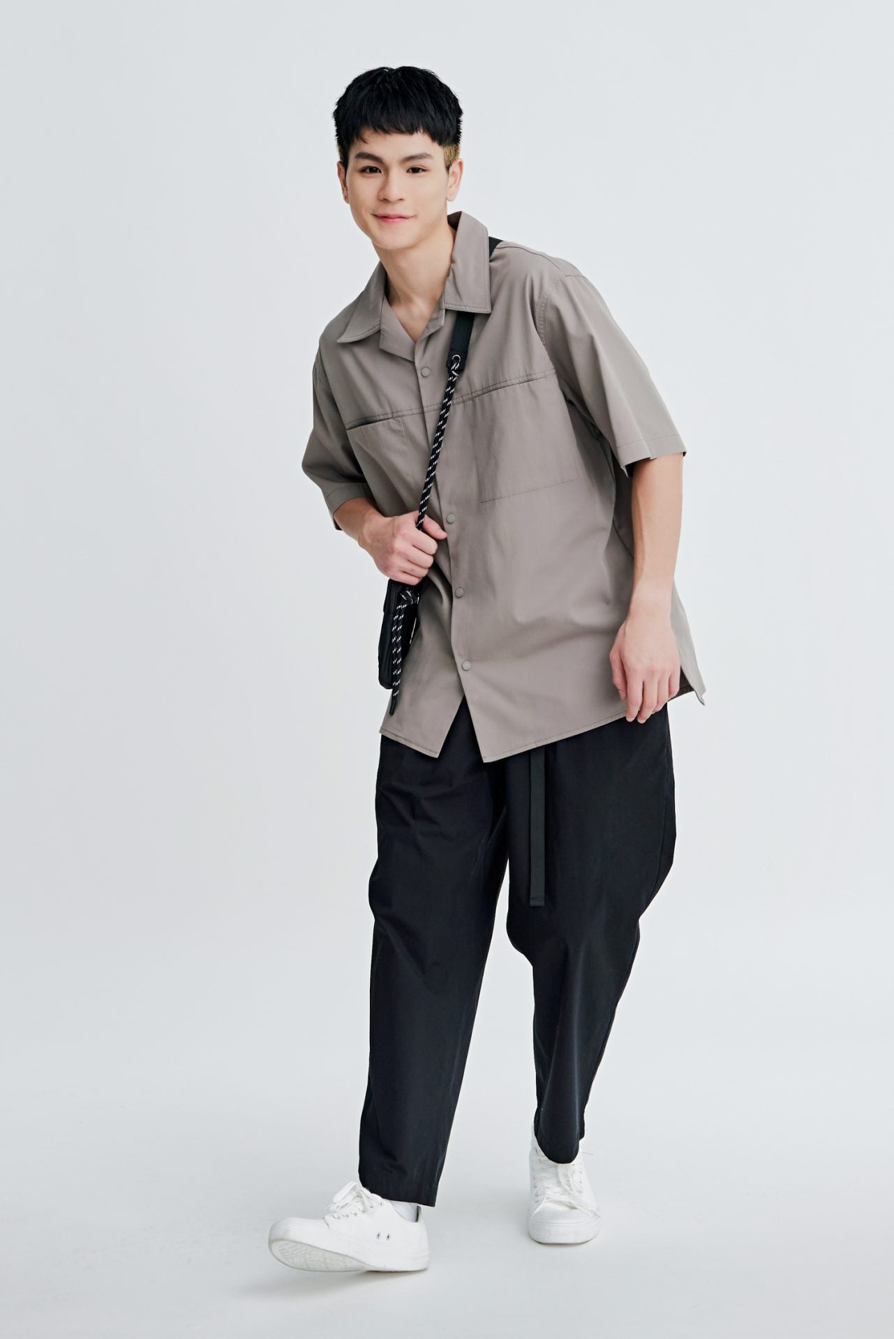 Relaxed-Fit Cuban Collar Top - Taupe