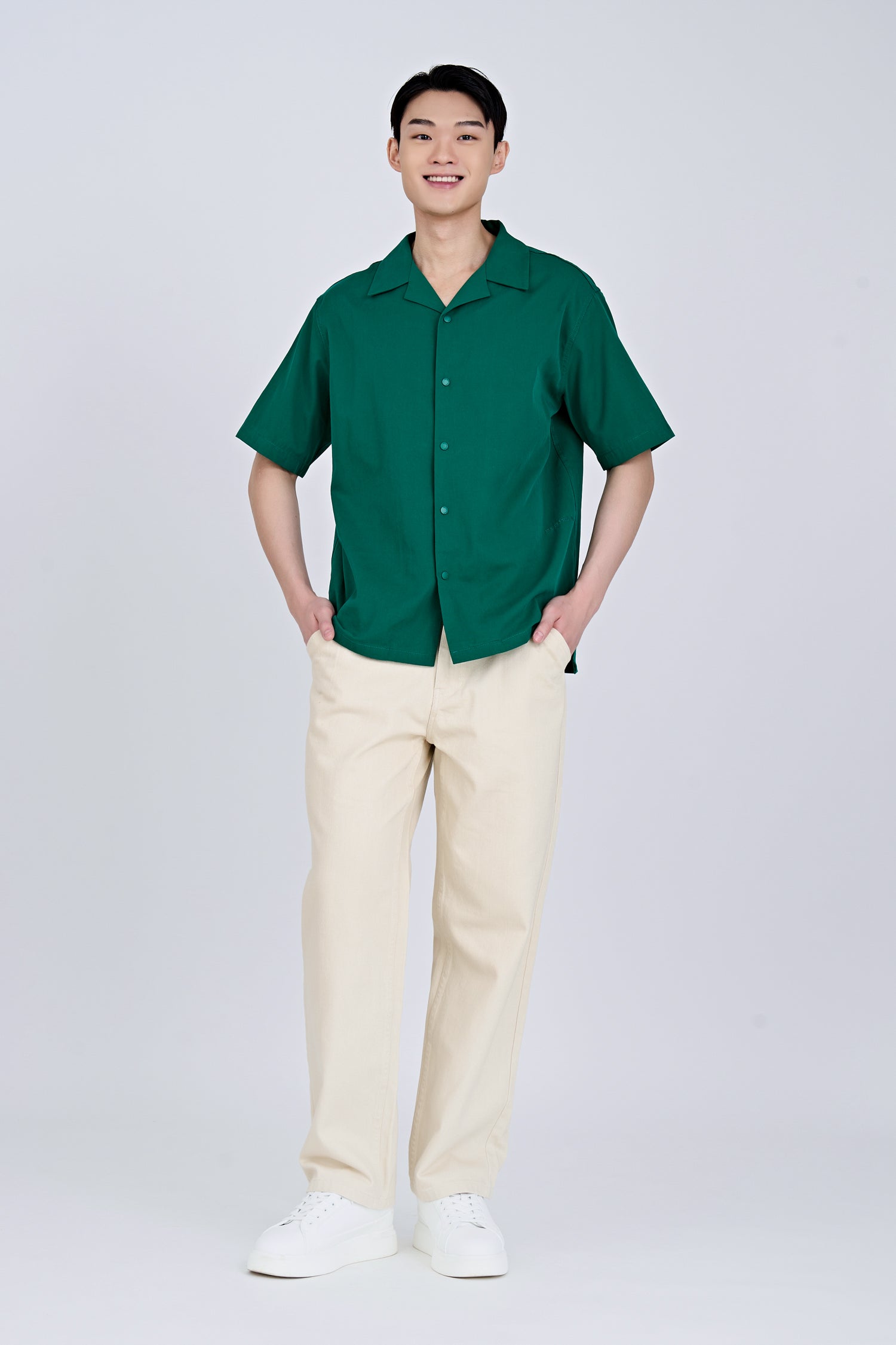 “Rue de L’Restyle” Open Collar Top - Emerald