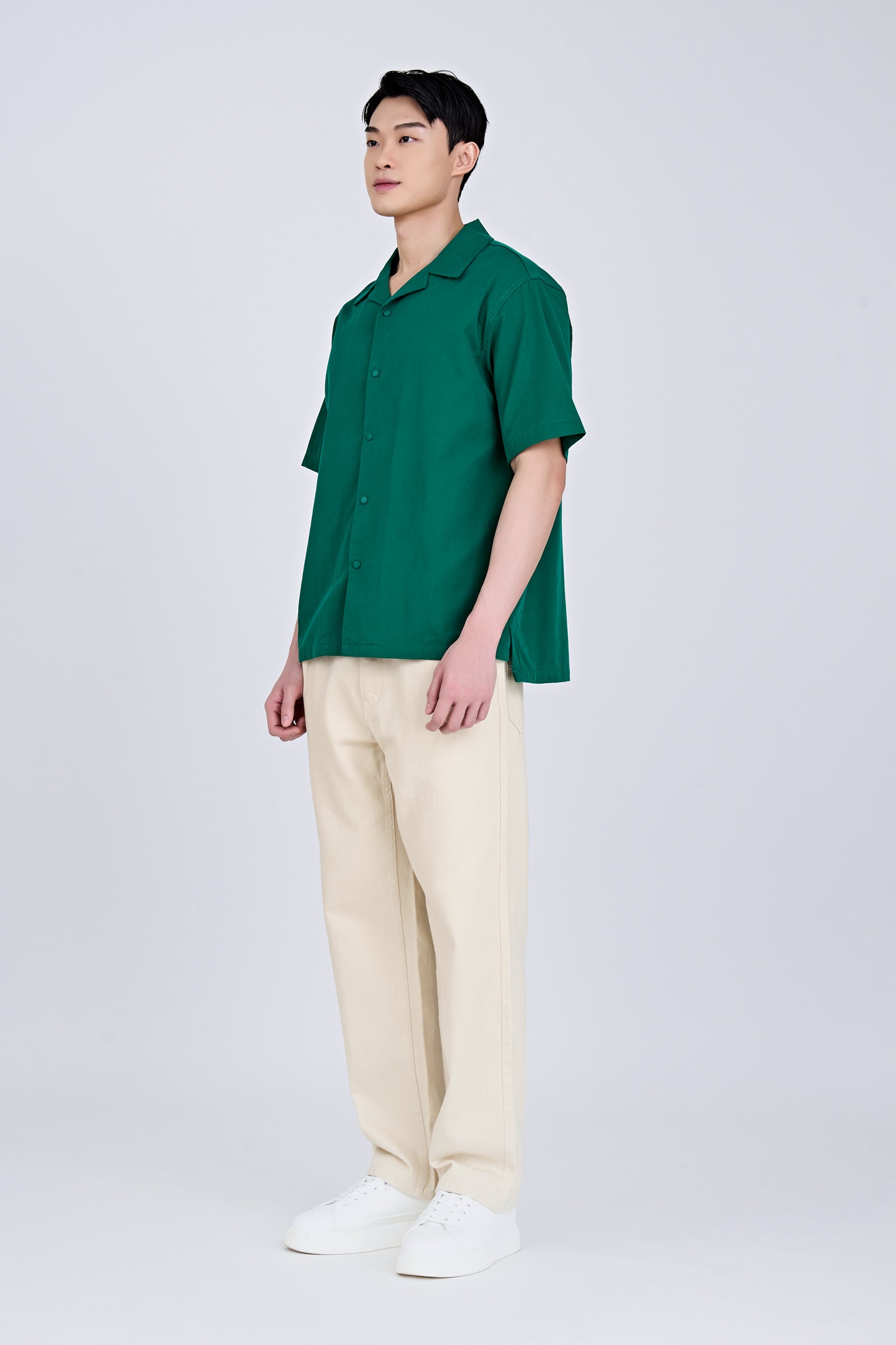 “Rue de L’Restyle” Open Collar Top - Emerald