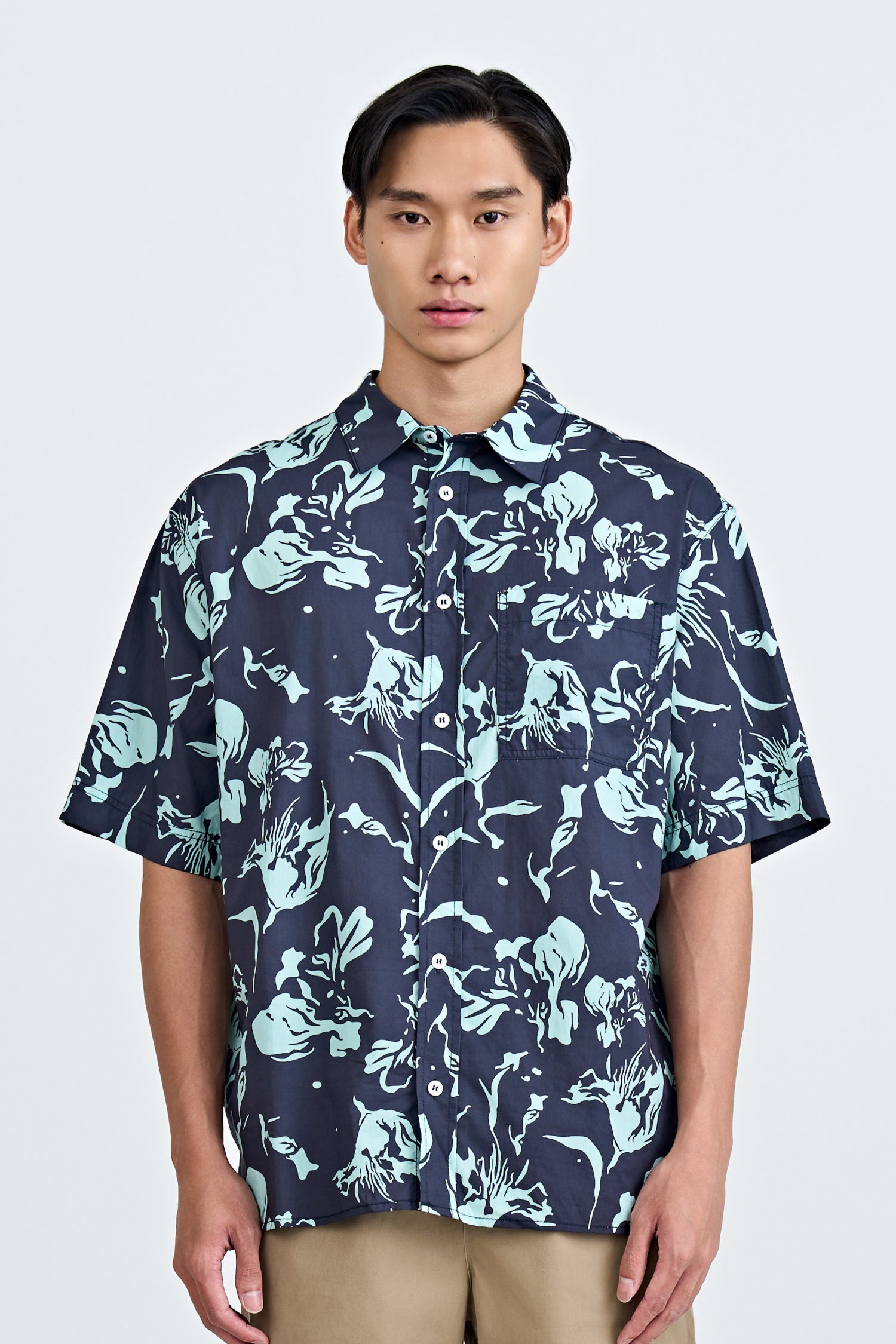Relaxed Cut Floral Shirt - Floral Navy