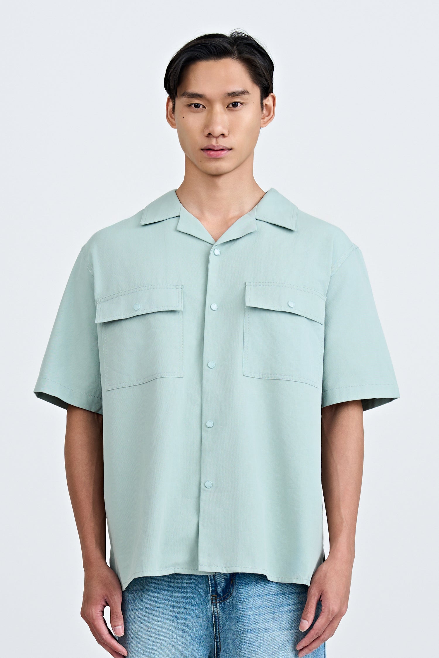 Relaxed-Fit Flapped Pocket Cuban Collar Top - Mint