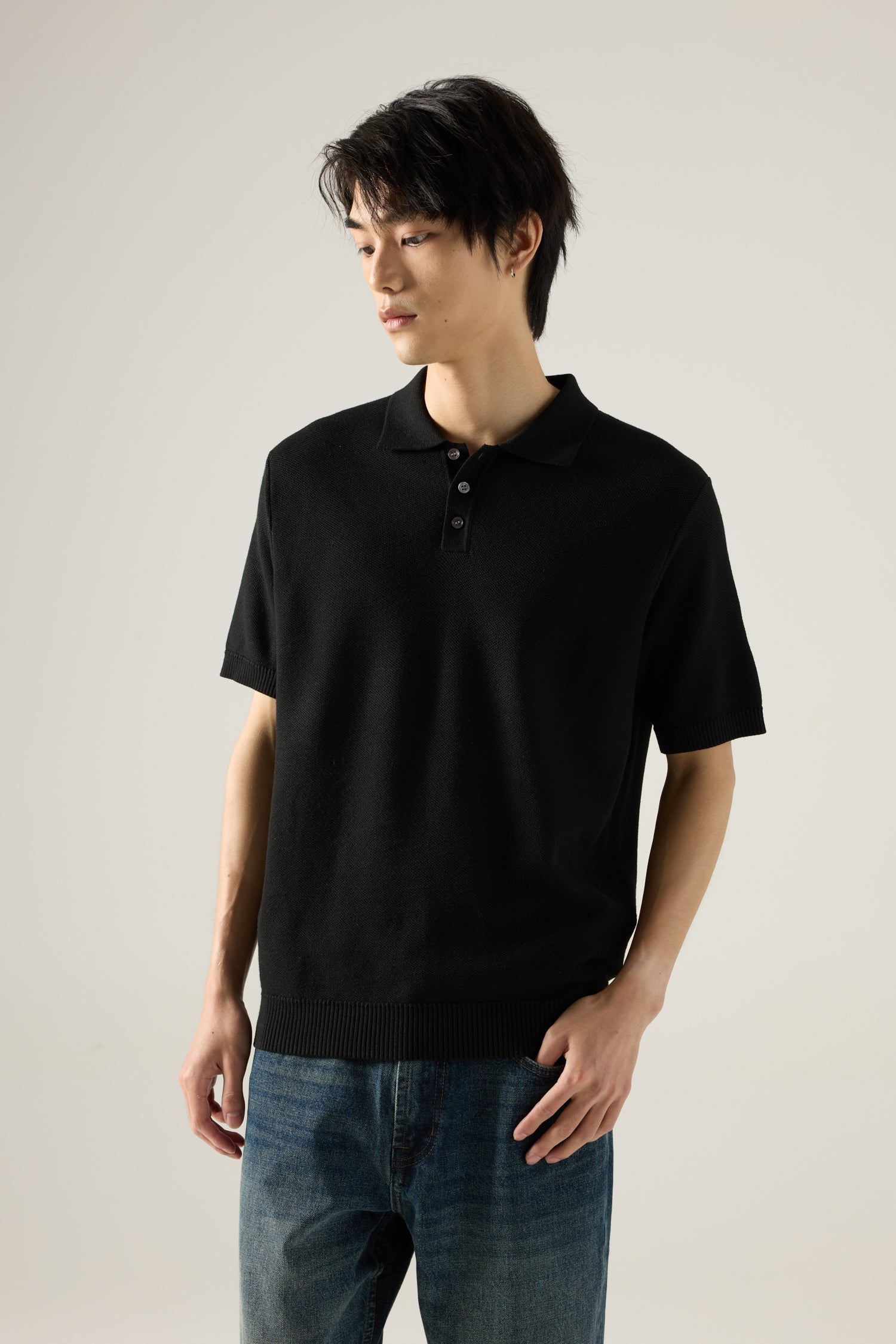 Knitted Polo Tee - Black – The Restyle Trait Malaysia