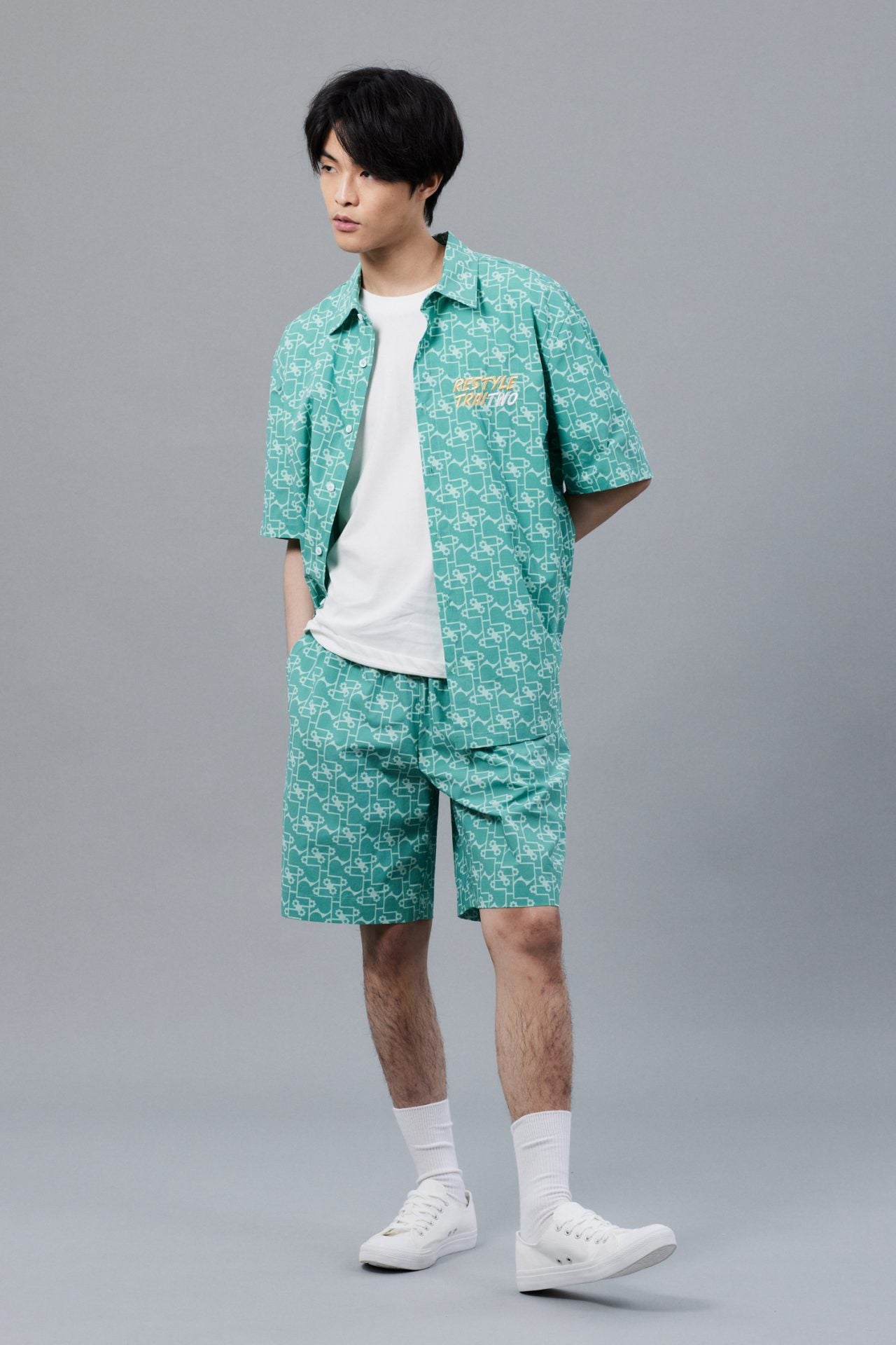 Cotton Wide Fit Graphic Bermudas