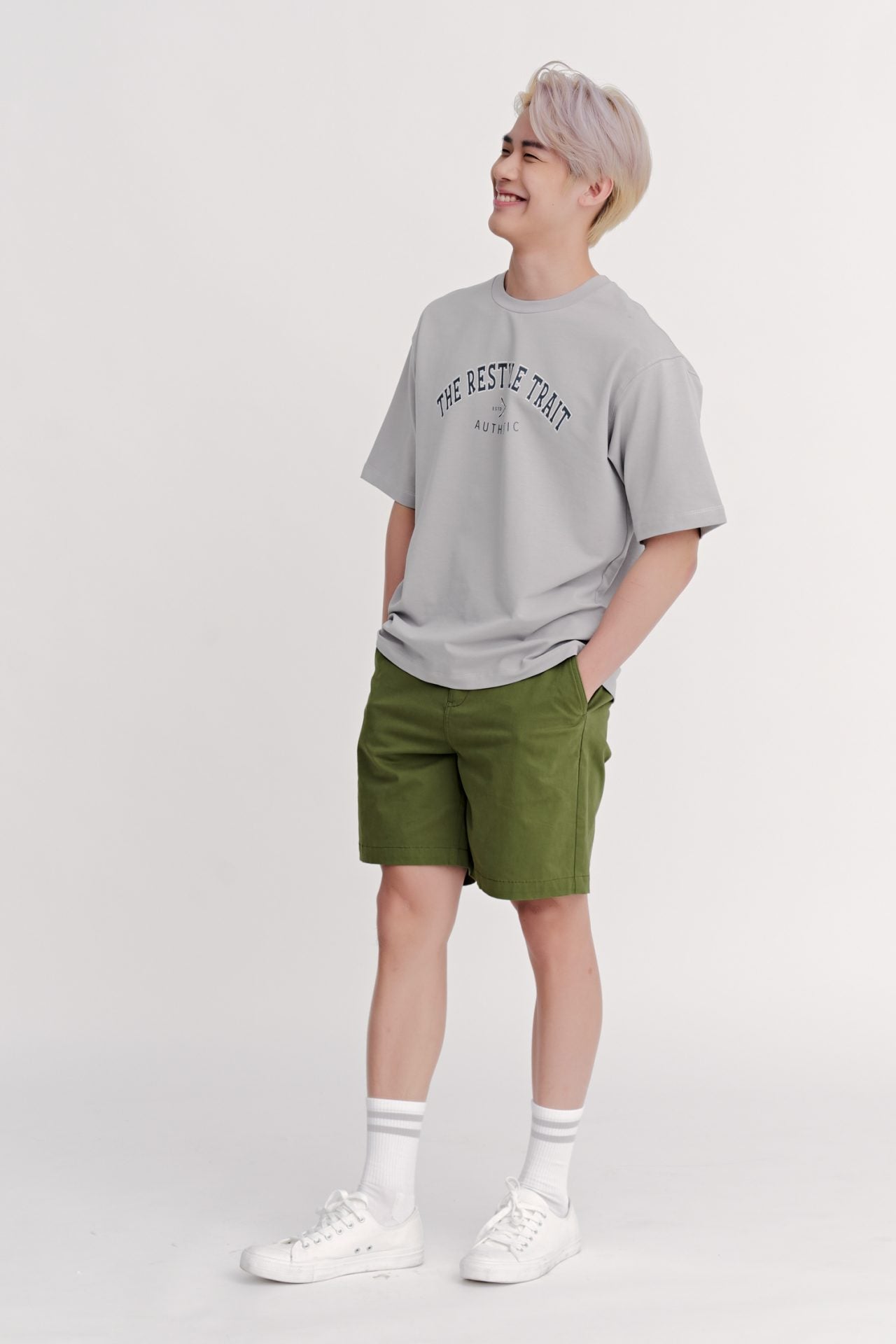 Classic Regular-fit Bermudas