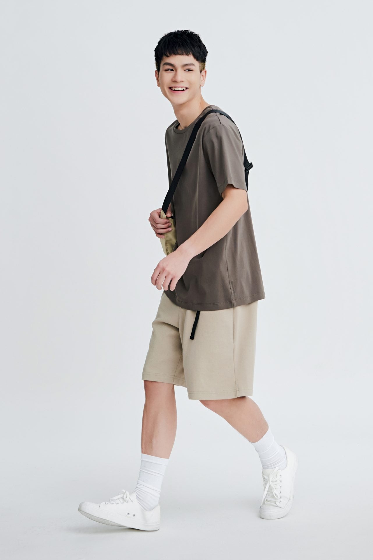 Classic Regualr-Fit Crew Neck Tee