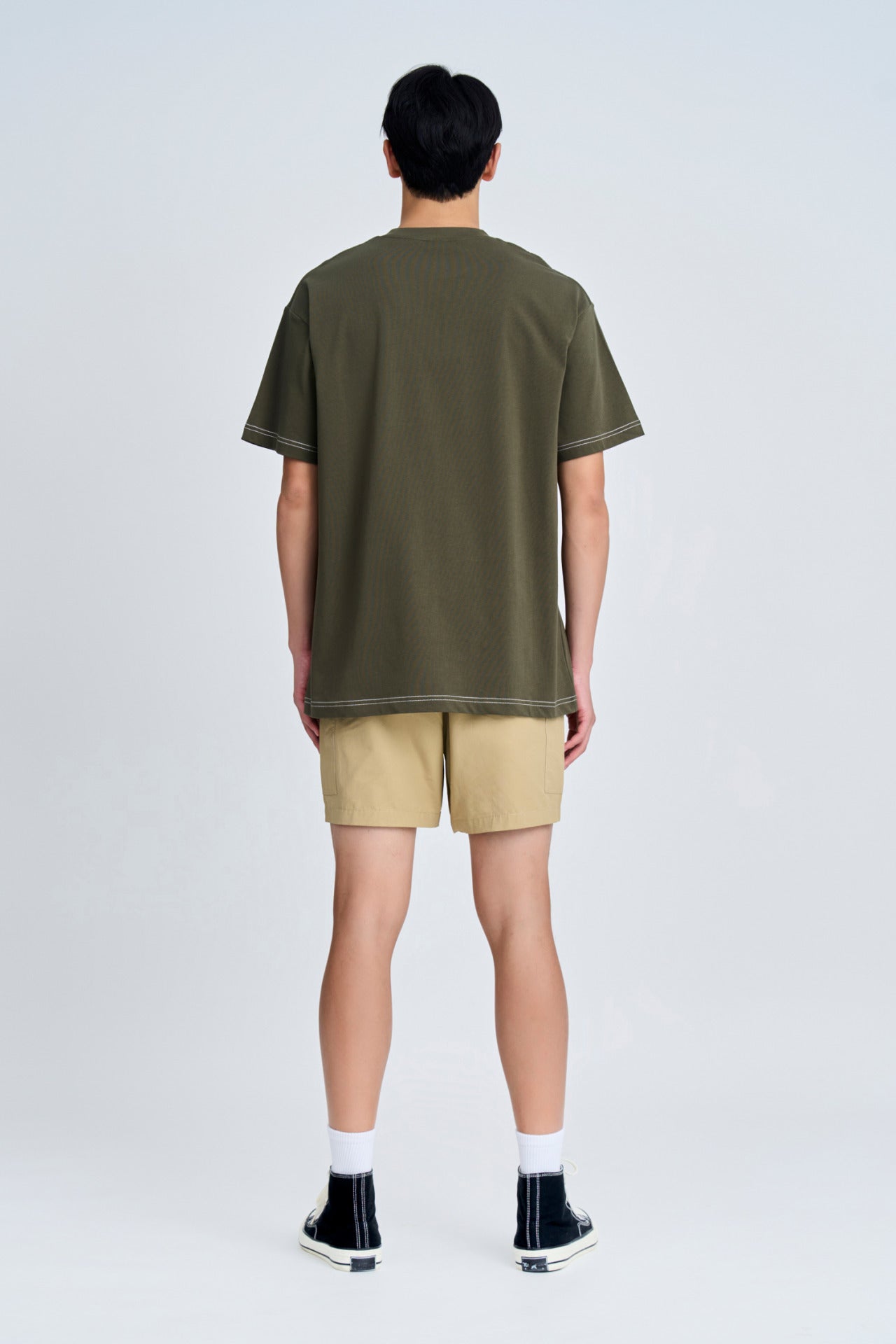 (C) Oversized Contrast Stitch Patch Pocket Tee