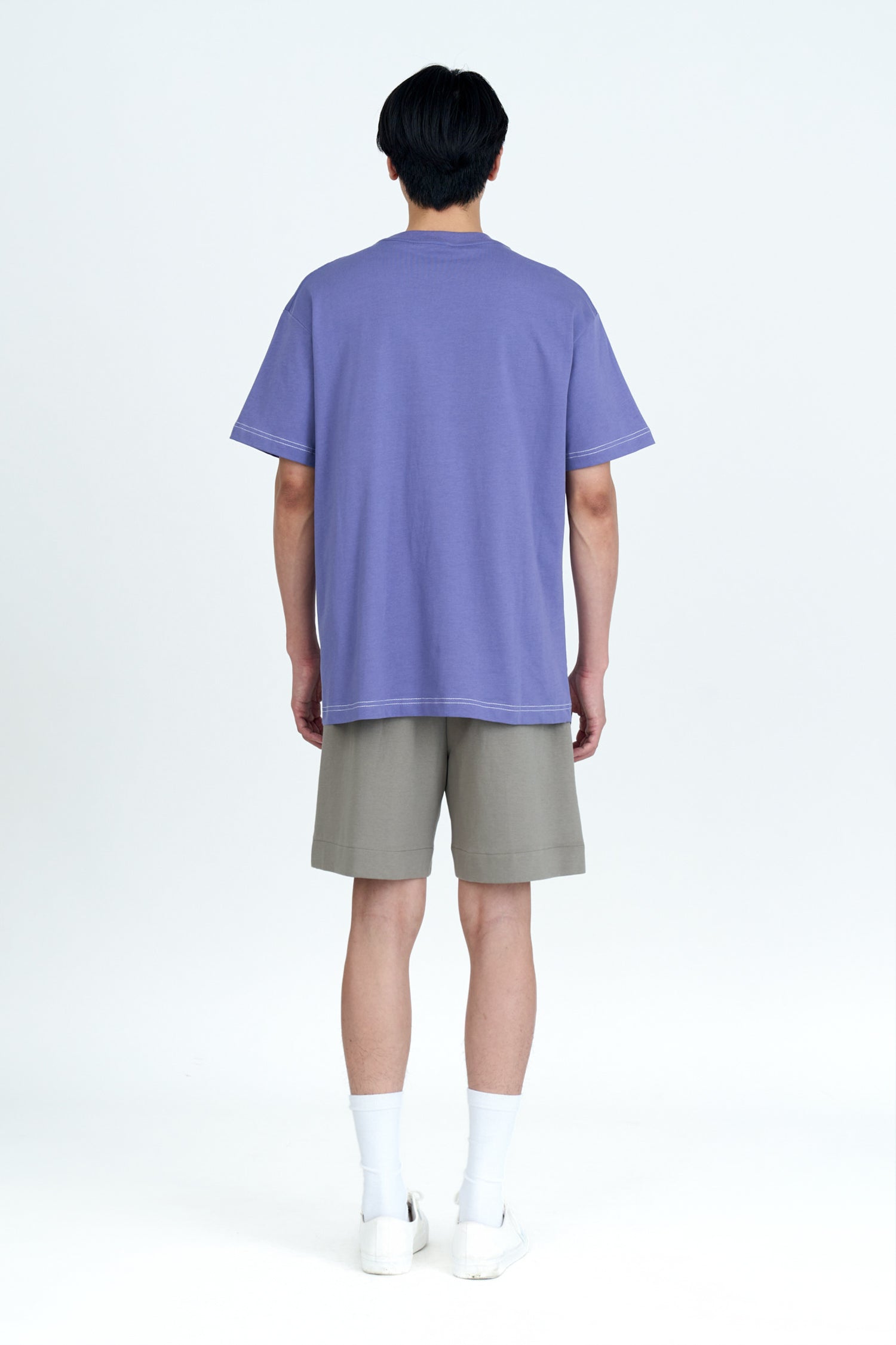 (C) Oversized Contrast Stitch Patch Pocket Tee