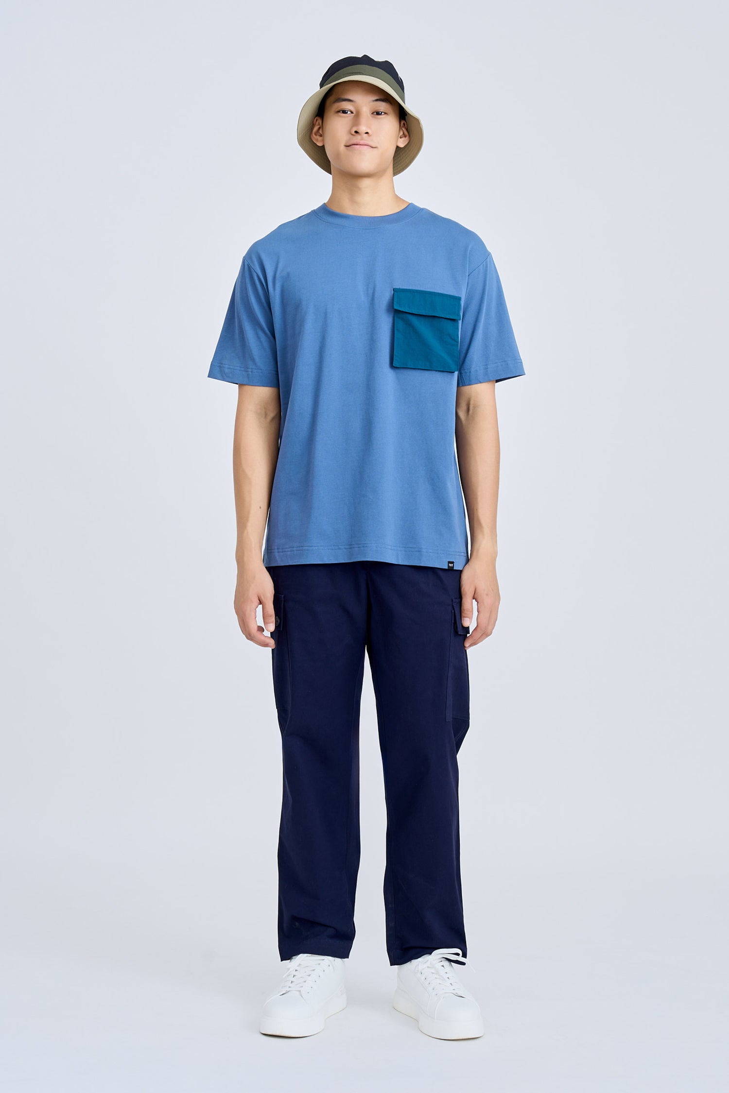 (B) Relaxed-fit Contrast Back Yoke Tee - Steel Blue