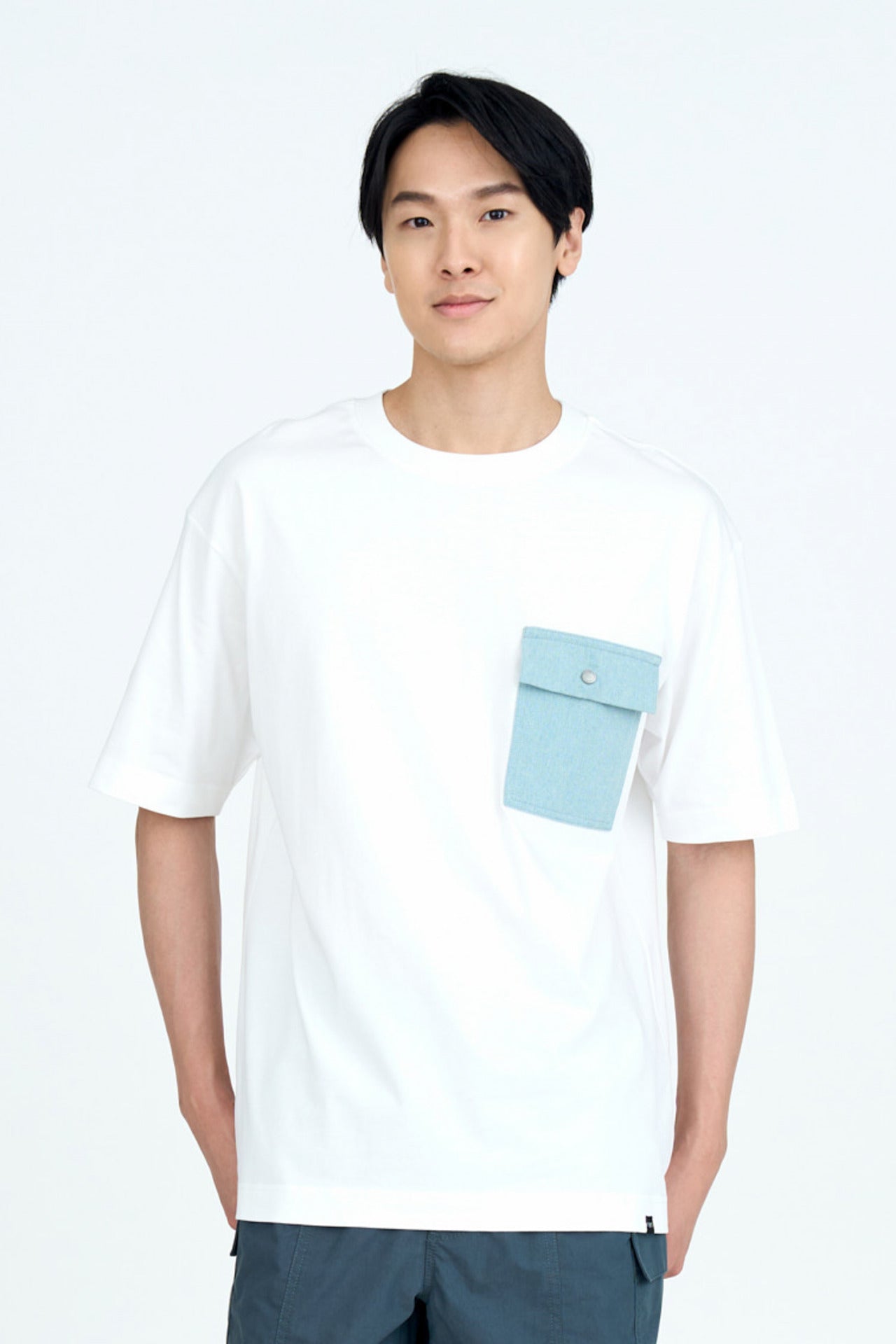 (B) Flapped Patch Pocket Tee - Cream
