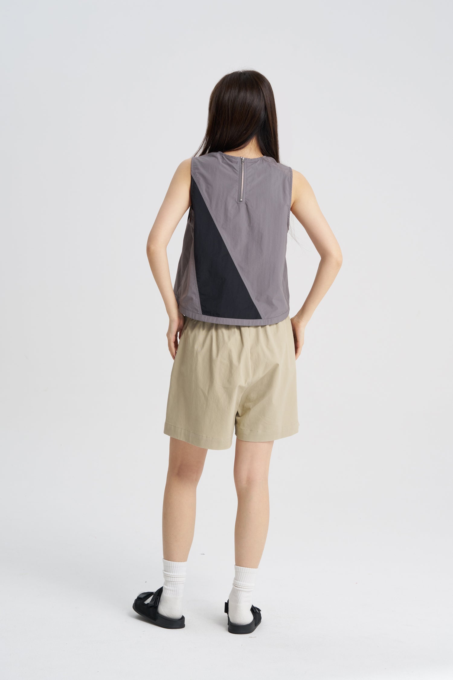 Snap Button Pleated Shorts - Khaki