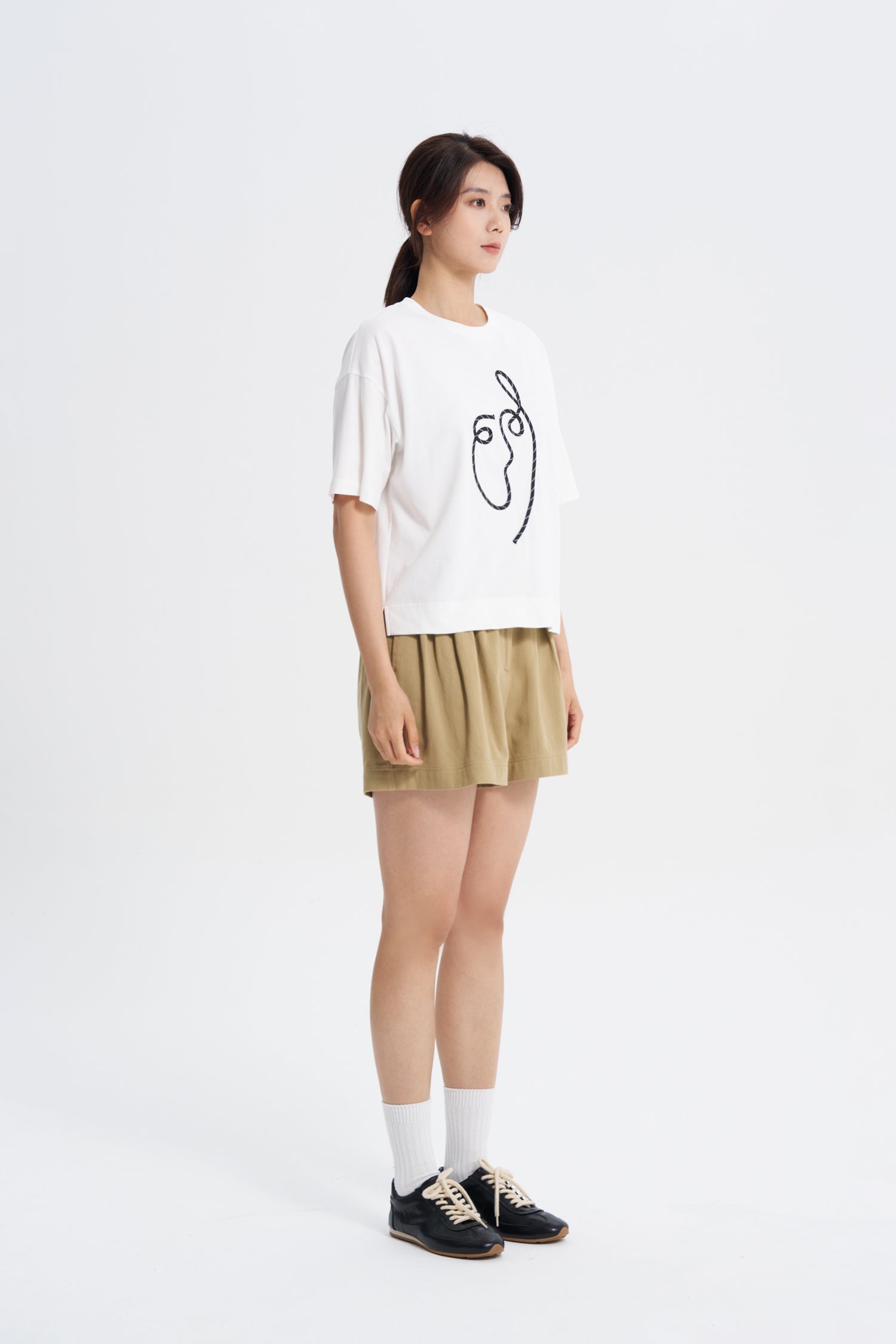 Rope Line Tee- Cream