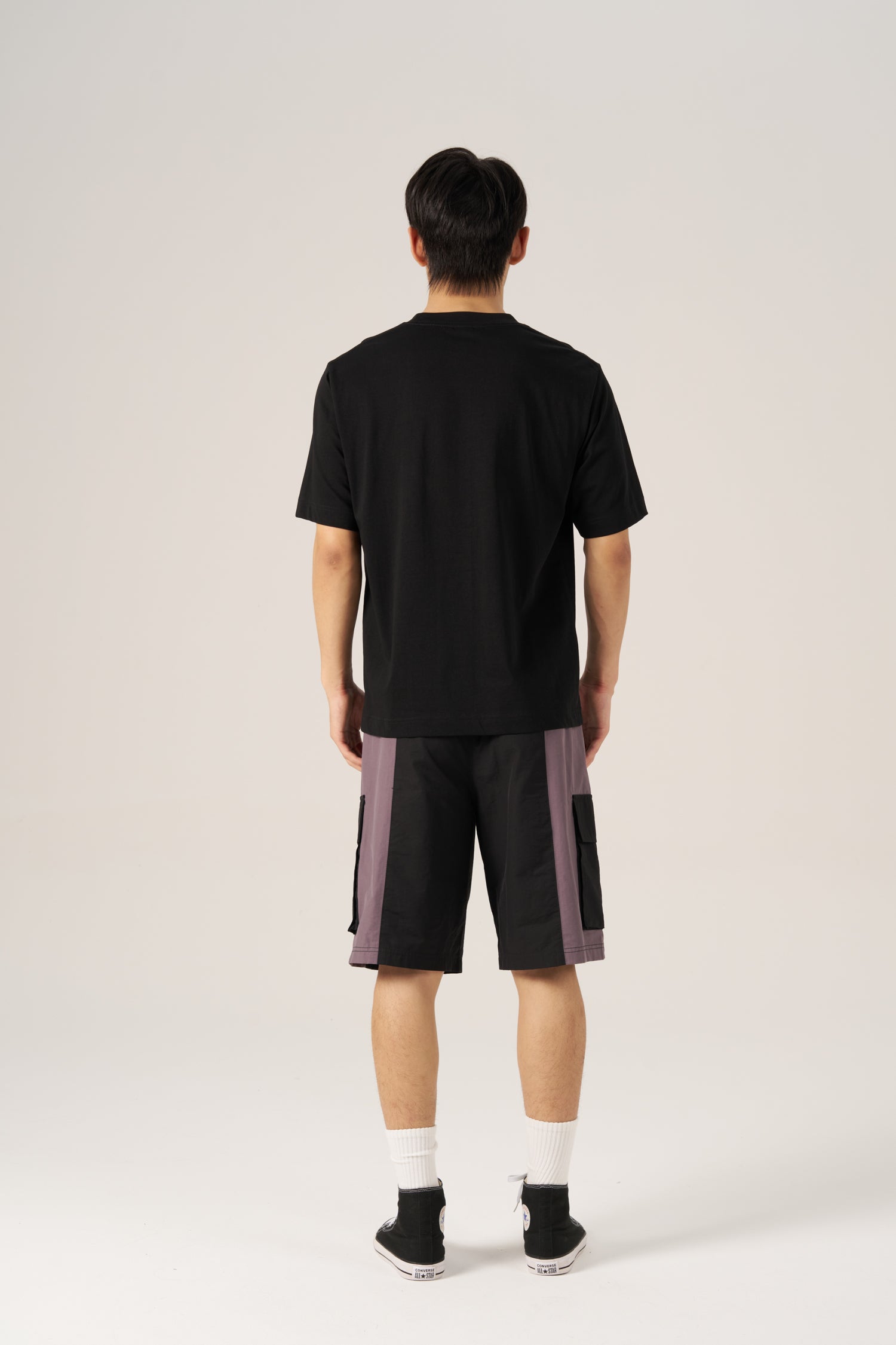 (A) Floral Abstract Graphic Tee - Black