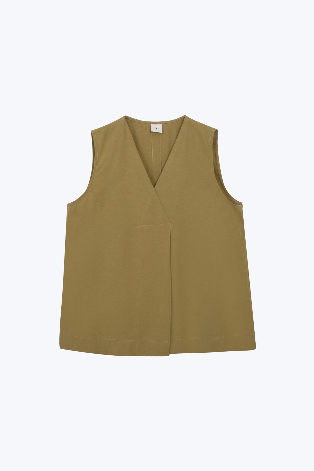 Skipper Collar Sleeveless Blouse